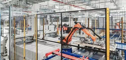 晟成光伏携手意大利顶尖企业打造欧洲最大光伏工厂，开创全球市场新篇章